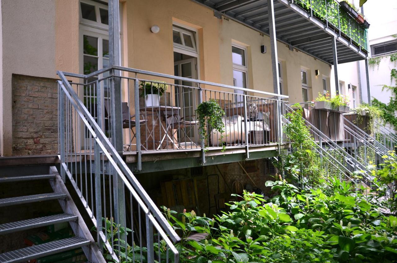 Central Vienna Apartment With Garden View Dış mekan fotoğraf