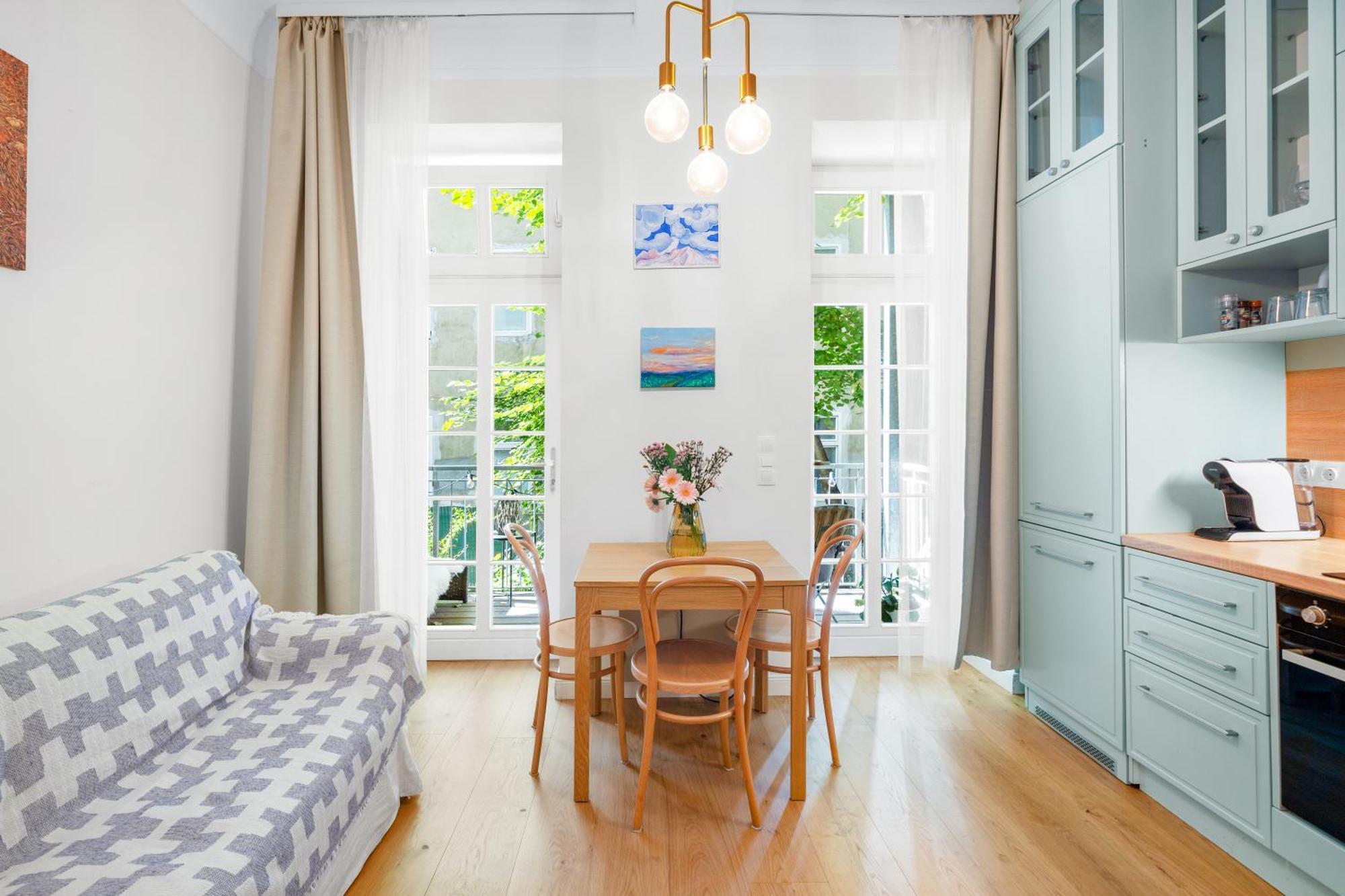 Central Vienna Apartment With Garden View Dış mekan fotoğraf